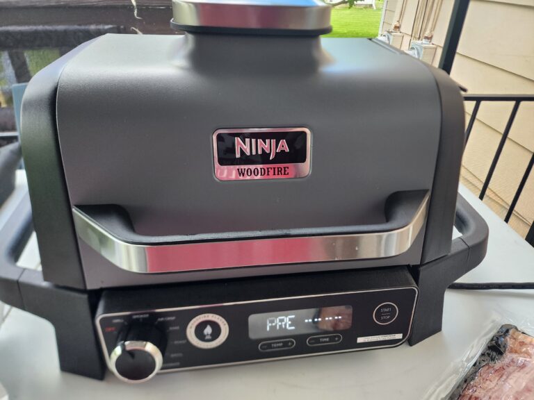 Ninja-Woodfire- Outdoor-Grill-Smoker