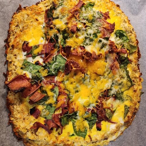 Cauliflower-Crust-Breakfast-Pizza