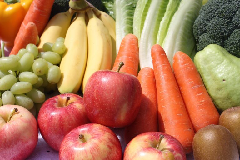 The 80/20 Diet for Weight Loss 2 | eat move healthy fruit, vegetable, apple, fruit, fruit, vegetable, vegetable, vegetable, vegetable, vegetable, apple