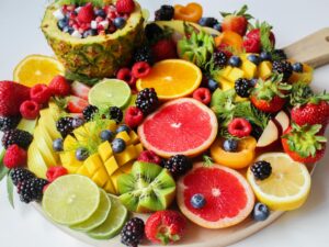 5 Steps Efficient Healthy Meal Planning 4 | eat move healthy A vibrant assortment of fresh fruits beautifully arranged on a platter, perfect for a healthy and delicious snack.