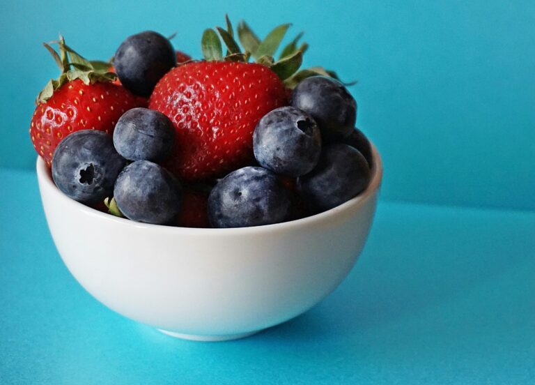 Top Best Fruits for Weight Loss 1 | eat move healthy Best-Fruits-for-Weight- Loss